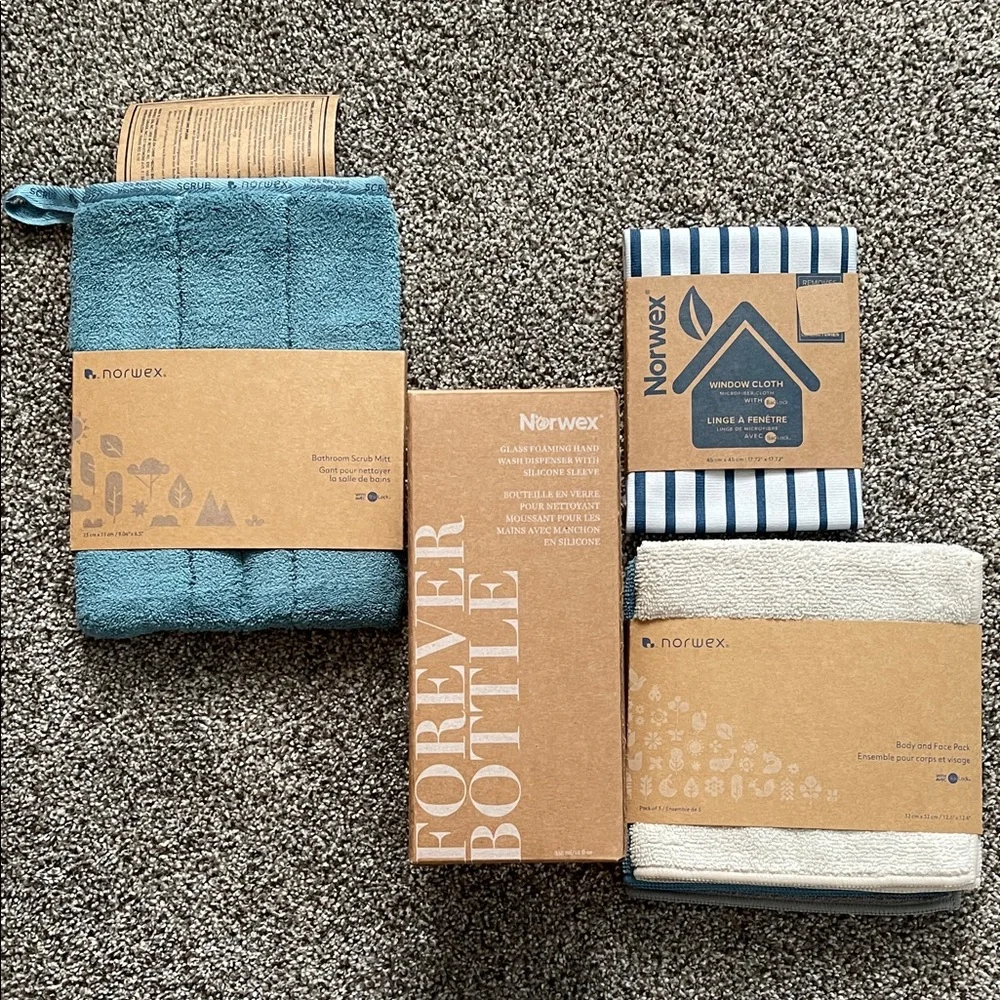 *NEW* Norwex Cleaning Set with Forever Bottle - Picture 1 of 10